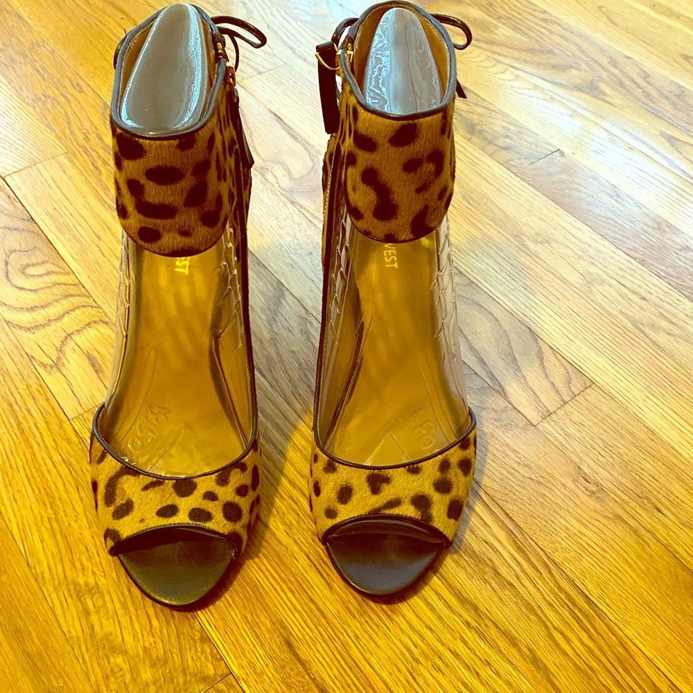 Nine West Animal print sandals